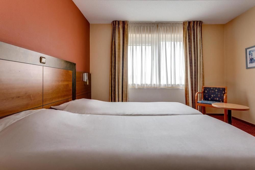 Fletcher Hotel-Restaurant Emmen Eksteriør billede