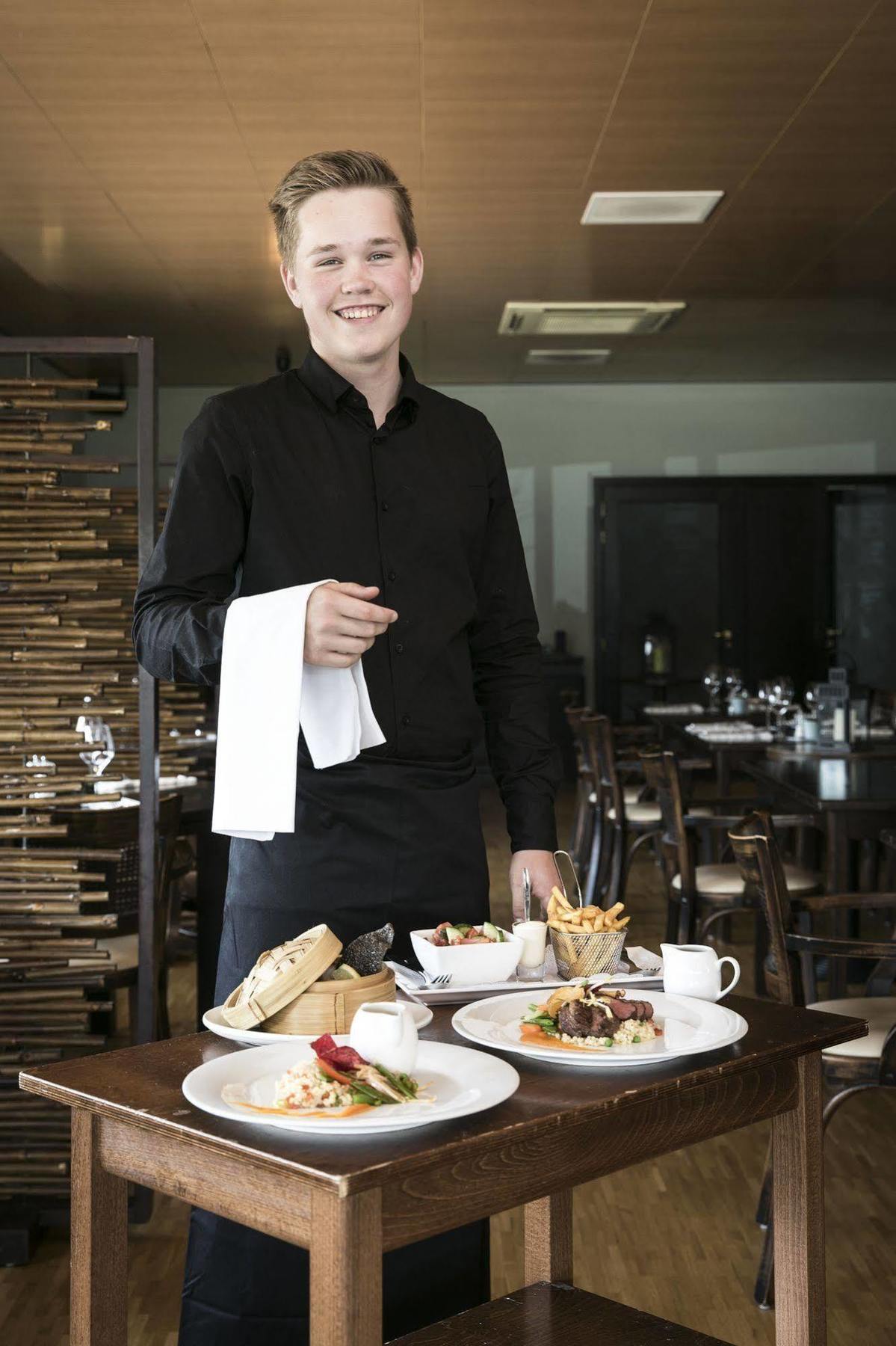 Fletcher Hotel-Restaurant Emmen Eksteriør billede